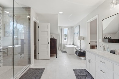 Experience luxury lake living with seasonal lake views in this - photo 40