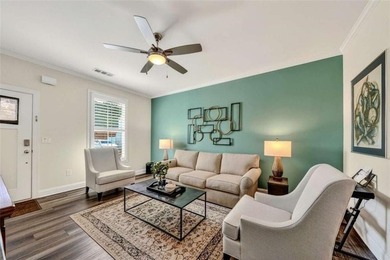 Welcome to this charming 3-bedroom, 2.5-bathroom townhome - photo 5