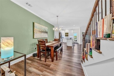 Welcome to this charming 3-bedroom, 2.5-bathroom townhome - photo 9
