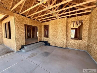 Beautiful spacious custom one-level home featuring 2,580 sq ft - photo 10