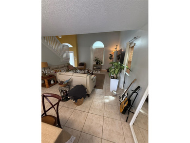 Beautiful 4-bedroom, 3.5-bathroom two-story home located in a - photo 8