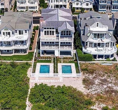 The Most Prestigious Home Built on the Goldcoast. This Exquisite - photo 1