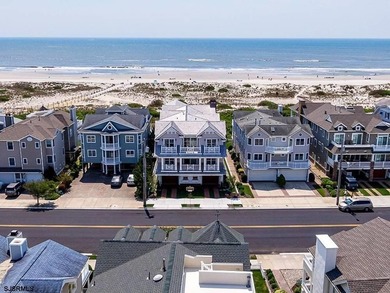 The Most Prestigious Home Built on the Goldcoast. This Exquisite - photo 2