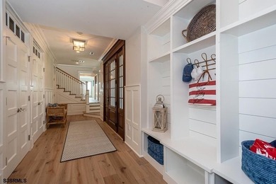 The Most Prestigious Home Built on the Goldcoast. This Exquisite - photo 4