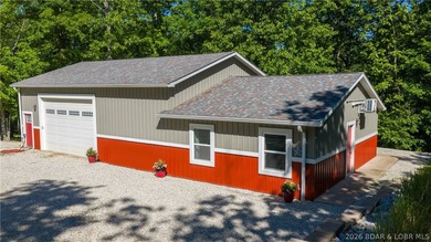 Rare opportunity to own a highly versatile and private 5.5 acre - photo 3