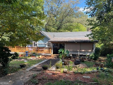 THIS PROPERTY IS ZONED MULTI-FAMILY AND CONTAINS 7 BUILDINGS - photo 4