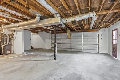 Discover 6742 Kellogg Dr, arranged for everyday practicality - photo 29
