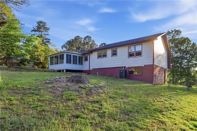 Discover 6742 Kellogg Dr, arranged for everyday practicality - photo 30
