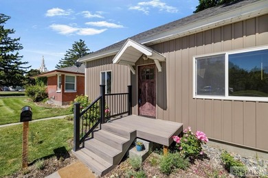 Downtown living done right! Nestled in the heart of Idaho Falls - photo 4