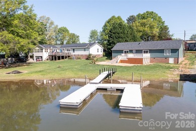 Welcome to your Lake Norman waterfront home! Drought resistant - photo 5