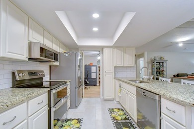 Welcome home to this beautifully maintained 3-bedroom - photo 7