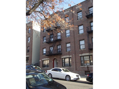 Prime Astoria 16-Family Investment Opportunity Introducing a - photo 1