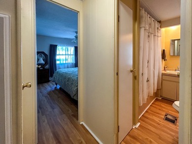 Move in ready! Motivated Seller! Wake up tomorrow in your own - photo 11