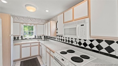 Move-in ready lakeview cabin offering 3 bedrooms, 2 baths, and - photo 6