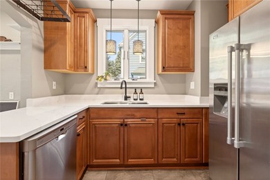 Timeless Browncroft beauty! Welcome to 29 Elmcroft Rd, a - photo 16