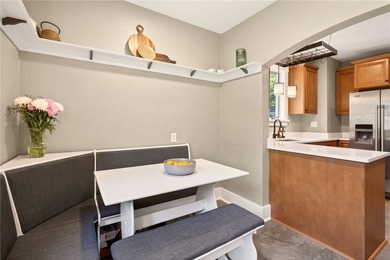 Timeless Browncroft beauty! Welcome to 29 Elmcroft Rd, a - photo 18