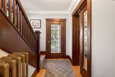 Timeless Browncroft beauty! Welcome to 29 Elmcroft Rd, a - photo 21