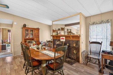 Looking for the perfect lake retreat, retirement home, or a - photo 22
