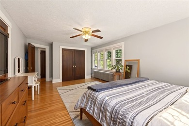 Timeless Browncroft beauty! Welcome to 29 Elmcroft Rd, a - photo 24