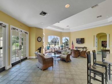 Clear blue sky light's up this 1b/1b third floor condominium! - photo 29