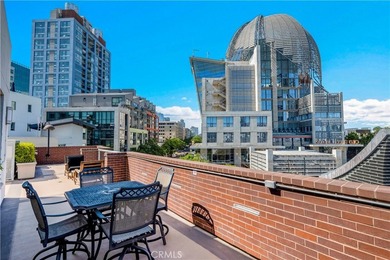 Experience the best of downtown San Diego living in this - photo 31