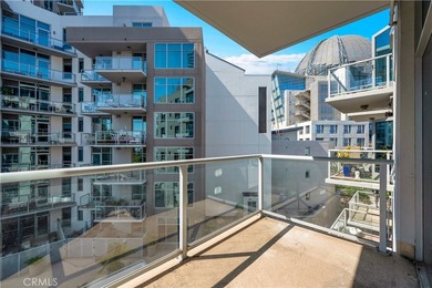 Experience the best of downtown San Diego living in this - photo 32