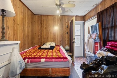 Escape to this 2 bed, 1 bath lakeside retreat located on 3 - photo 9