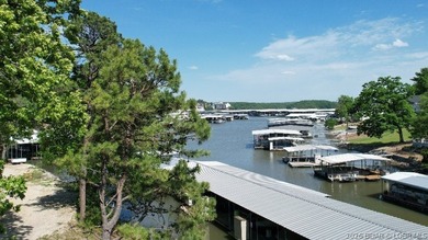 Build your dream home in Paradise Cove Resort in the heart of - photo 3