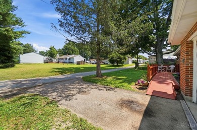 Welcome home to 417 Davis Ln. This well maintained brick ranch - photo 5