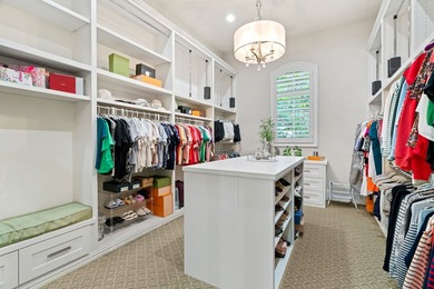 Privacy is everything in this exclusive 2-acre property located - photo 17