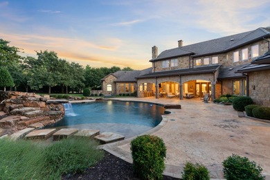 Privacy is everything in this exclusive 2-acre property located - photo 38