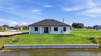 Experience contemporary waterfront living in this beautifully - photo 42