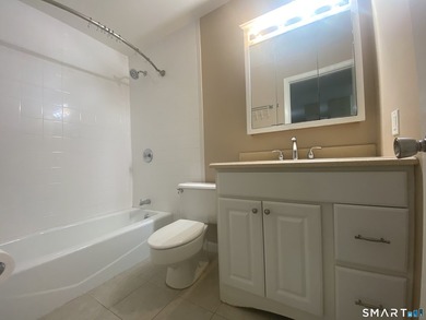 Ultra convenient location near Connecticut Ave, a short drive to - photo 9