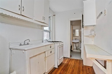 Discover a rare portfolio opportunity in the heart of East - photo 9