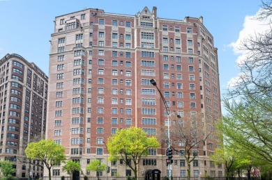 Lake Home For Sale in Chicago, Illinois