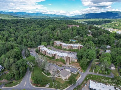 2bed/2bath second home or investment condo in the heart of the