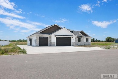 This one is amazing! Located in the highly desirable Pine Brook - photo 4