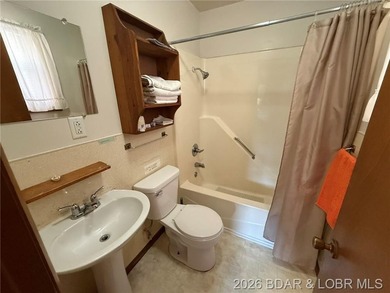 Cabin 1 & Cabin 2 are single-unit layouts, each with two - photo 7