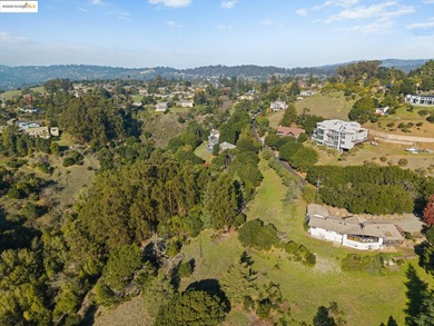 Rarely do you find a sun-drenched 4.7-acre lot with rolling - photo 12