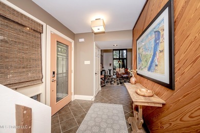 HIDDEN GEM IN THE HEART OF OCEAN SPRINGS...... Nestled among - photo 13
