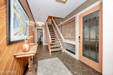 HIDDEN GEM IN THE HEART OF OCEAN SPRINGS...... Nestled among - photo 14