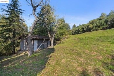 Rarely do you find a sun-drenched 4.7-acre lot with rolling - photo 19