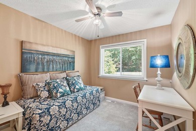 Escape to the peaceful beauty of Fairfield Bay in this furnished - photo 21