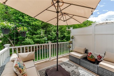 Immaculate and turnkey, this exceptional condominium offers - photo 22