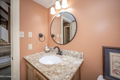 HIDDEN GEM IN THE HEART OF OCEAN SPRINGS...... Nestled among - photo 36