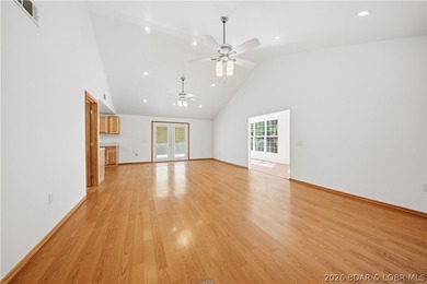 SELLER NOW OFFERING $5,000 TOWARDS CLOSING COSTS! Completely - photo 8