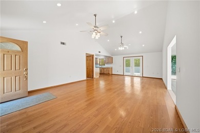 SELLER NOW OFFERING $5,000 TOWARDS CLOSING COSTS! Completely - photo 9
