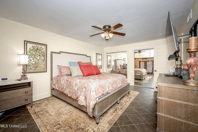 HIDDEN GEM IN THE HEART OF OCEAN SPRINGS...... Nestled among - photo 40