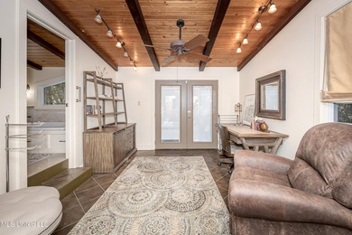 HIDDEN GEM IN THE HEART OF OCEAN SPRINGS...... Nestled among - photo 41