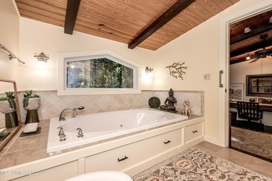 HIDDEN GEM IN THE HEART OF OCEAN SPRINGS...... Nestled among - photo 48